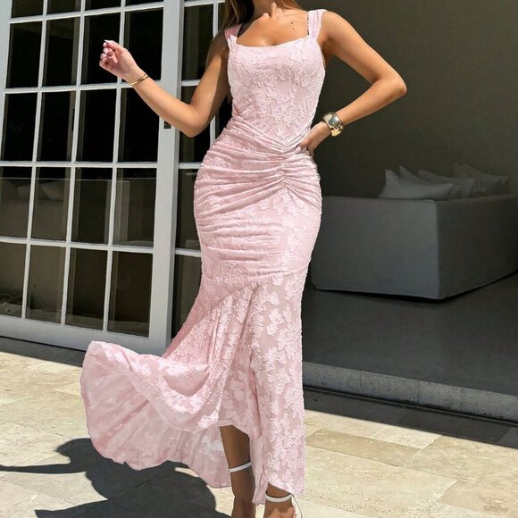 Baby Pink Elegant Women's Romantic textured mermaid maxi Dress - Picture 6 of 6